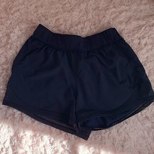 Lululemon reversible unlined shorts